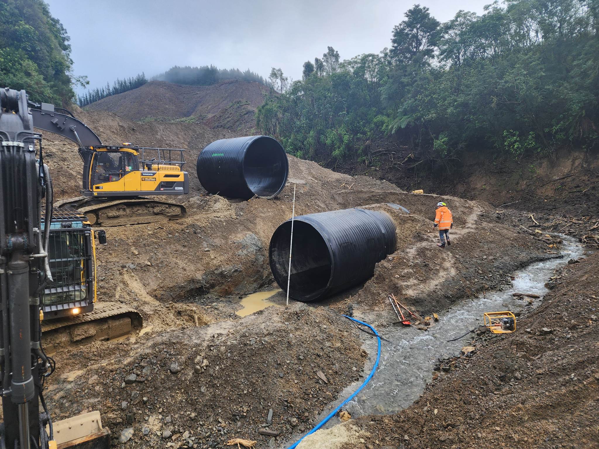 Pan Pacific - Infrapipe Pan Pacific - Infrapipe - Large pipes